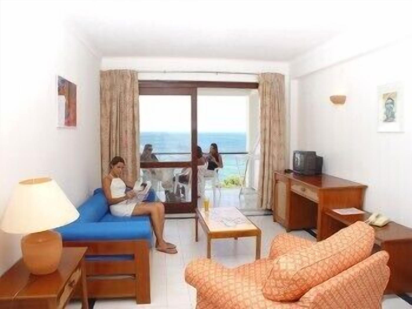 Apartamentos Do Parque Αλμπουφέιρα Εξωτερικό φωτογραφία